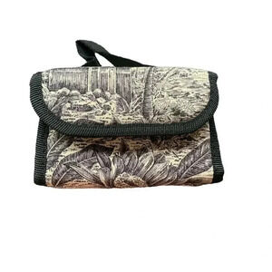 Courtney Cameryn Vintage Hawaii Toile 4 Compartment Travel Bag